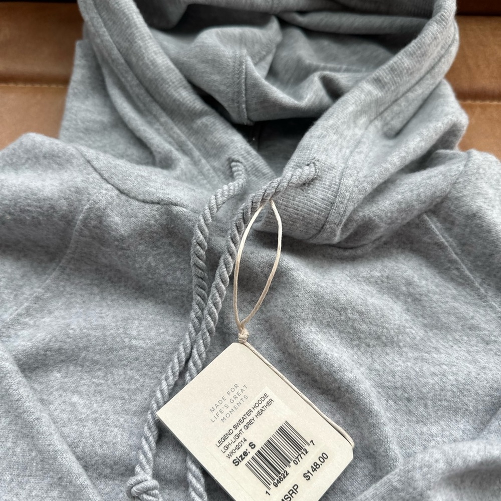 NWT- Women’s Faherty Legend Sweatshirt (heather grey) - Picture 7 of 8